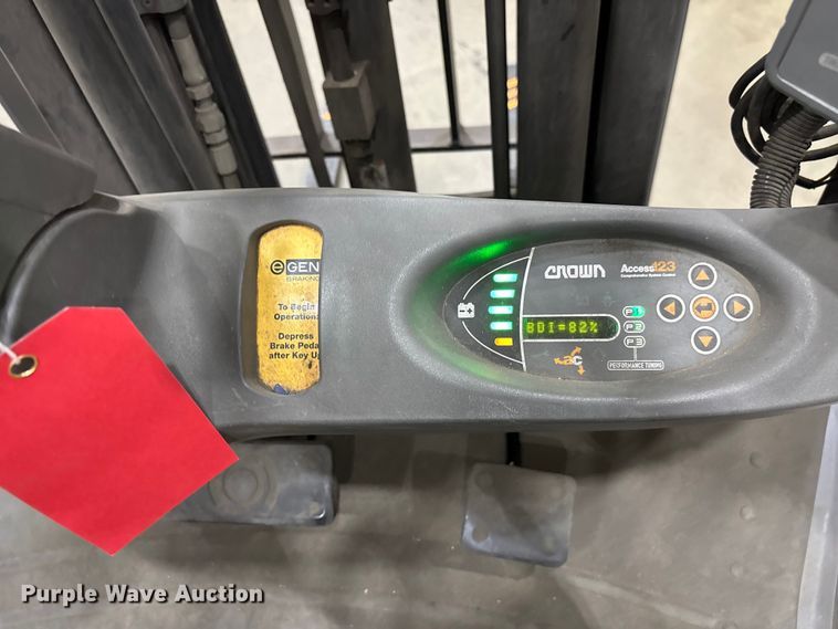image for item EF1073 2018 Crown FC5214-40 forklift