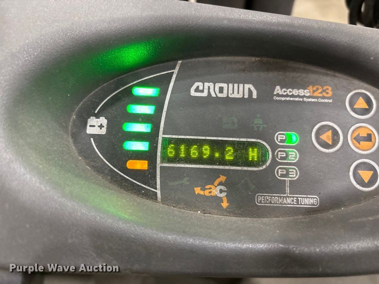 image for item EF1073 2018 Crown FC5214-40 forklift