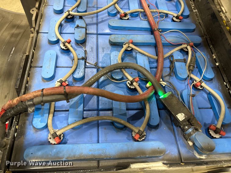 image for item EF1073 2018 Crown FC5214-40 forklift