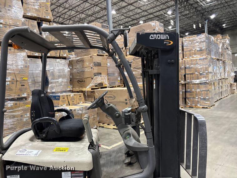 image for item EF1074 2018 Crown FC5214-40 forklift