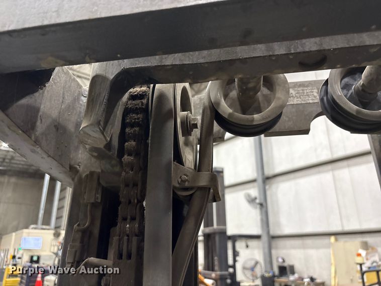 image for item EF1074 2018 Crown FC5214-40 forklift