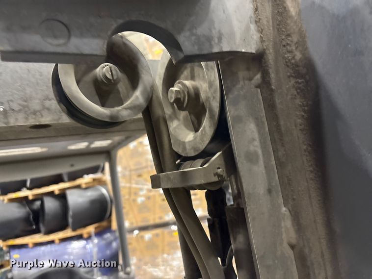 image for item EF1074 2018 Crown FC5214-40 forklift