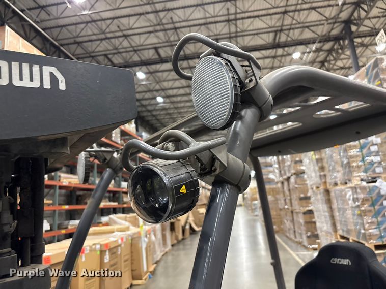 image for item EF1074 2018 Crown FC5214-40 forklift