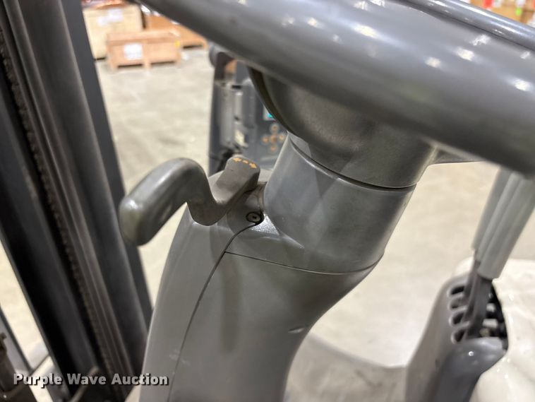 image for item EF1074 2018 Crown FC5214-40 forklift