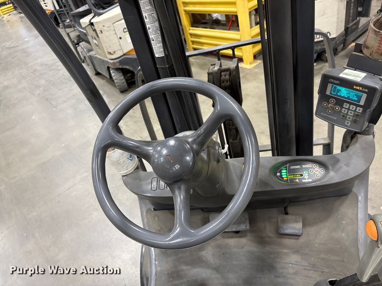 image for item EF1074 2018 Crown FC5214-40 forklift
