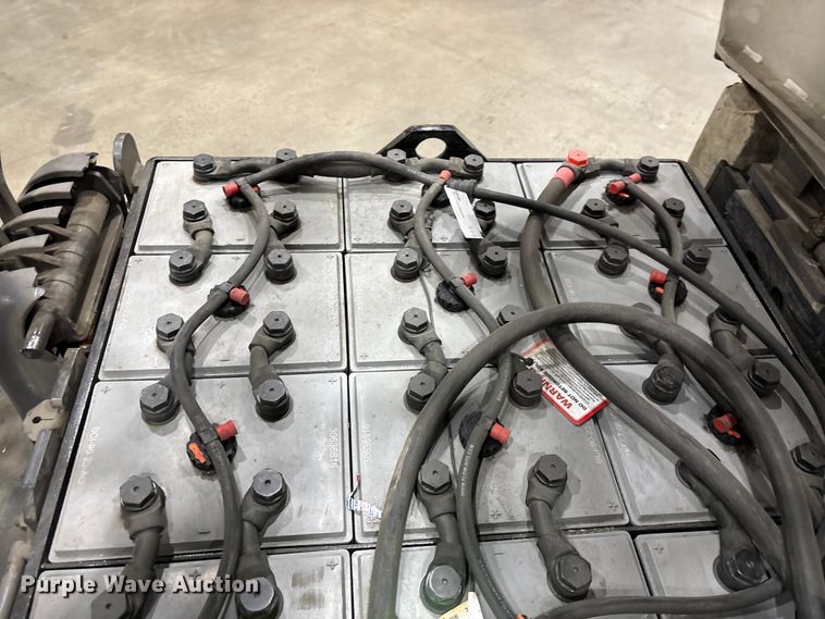 image for item EF1074 2018 Crown FC5214-40 forklift