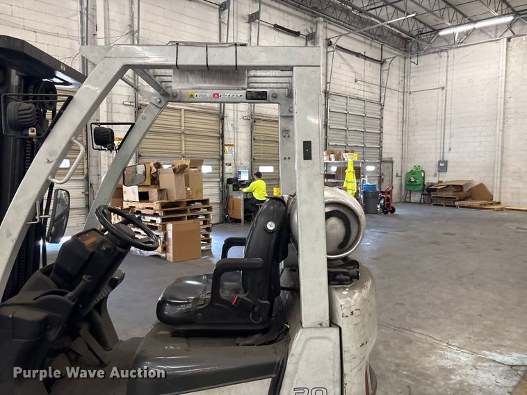 image for item EF1080 2014 Nissan CF30LP forklift