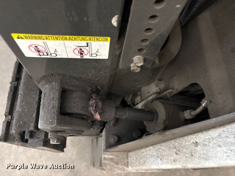 image for item EF1080 2014 Nissan CF30LP forklift