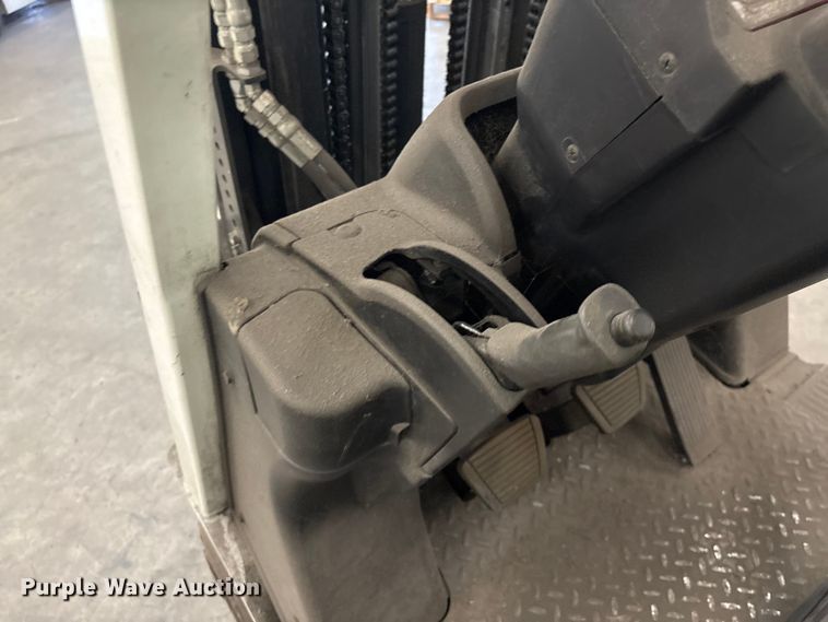 image for item EF1080 2014 Nissan CF30LP forklift