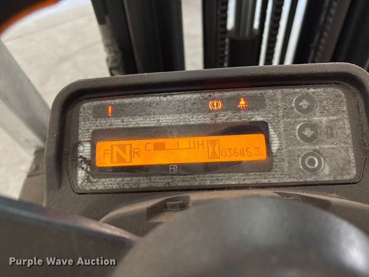 image for item EF1080 2014 Nissan CF30LP forklift