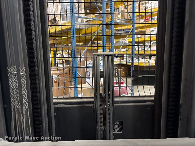 image for item EF1086 2017 Crown SP3520-30 order picker