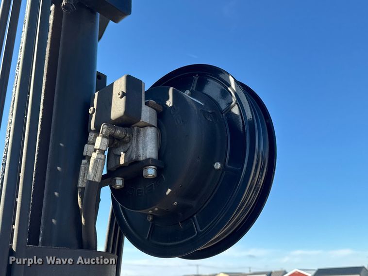 image for item EF2443 Yale GLC060VXNVSV113 forklift