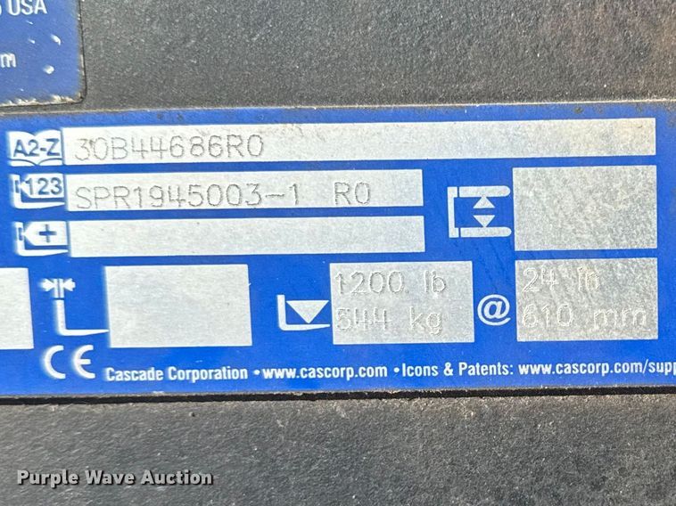 image for item EF2443 Yale GLC060VXNVSV113 forklift