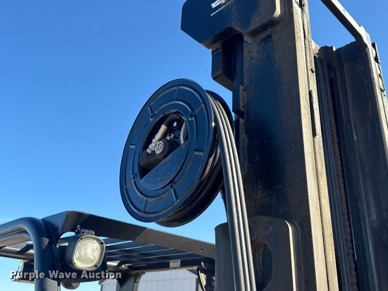 image for item EF2443 Yale GLC060VXNVSV113 forklift