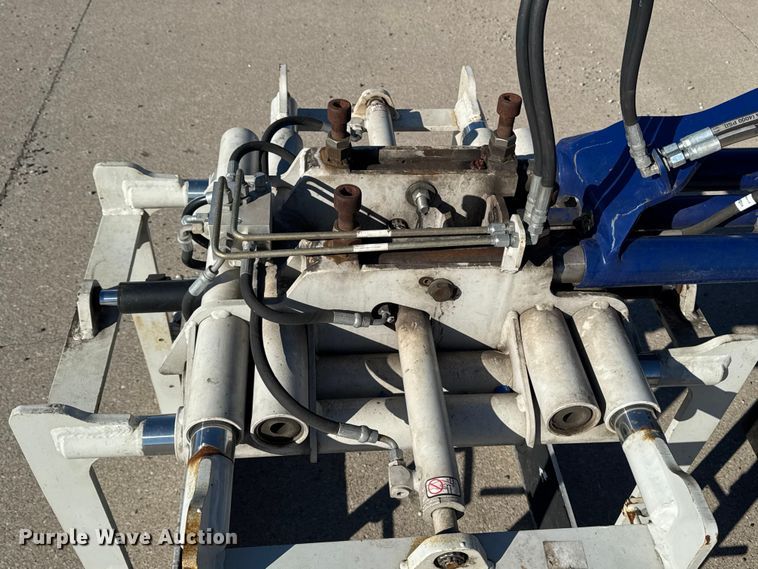 image for item EF2443 Yale GLC060VXNVSV113 forklift