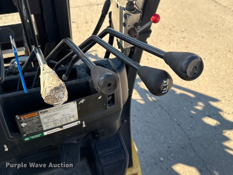 image for item EF2443 Yale GLC060VXNVSV113 forklift