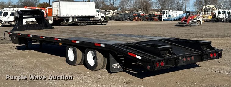image for item EG2104 2011 Diamond C Trailer equipment trailer