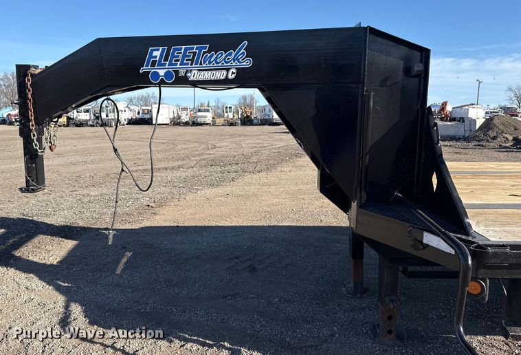 image for item EG2104 2011 Diamond C Trailer equipment trailer