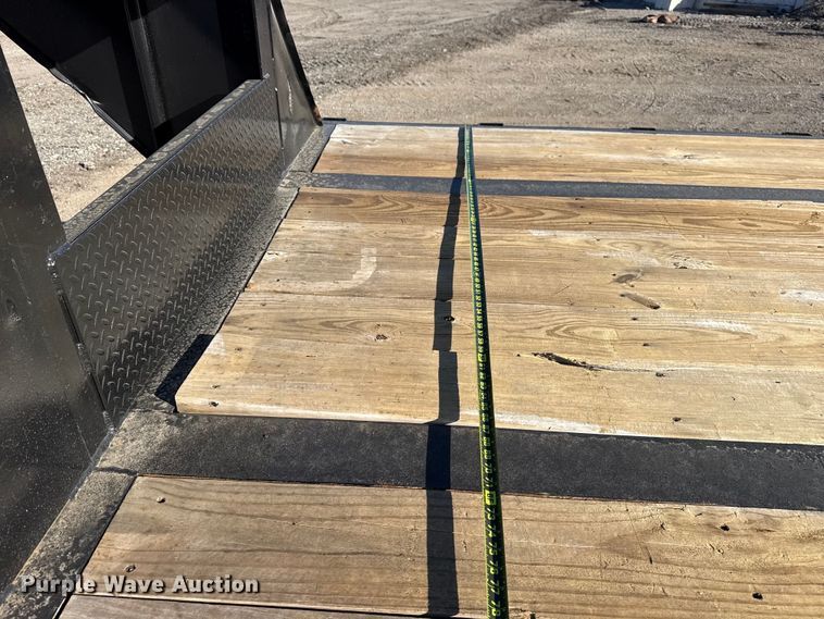 image for item EG2104 2011 Diamond C Trailer equipment trailer