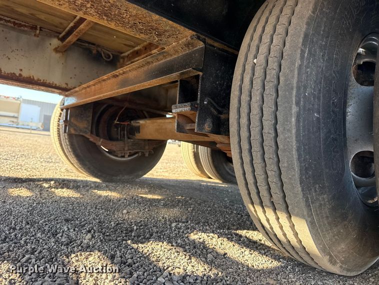 image for item EG2104 2011 Diamond C Trailer equipment trailer
