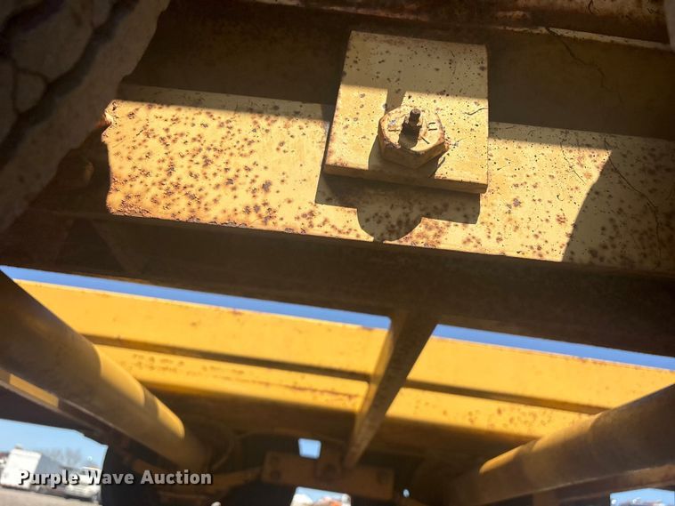 image for item EG8910 1992 Belshe T-18 car carrier