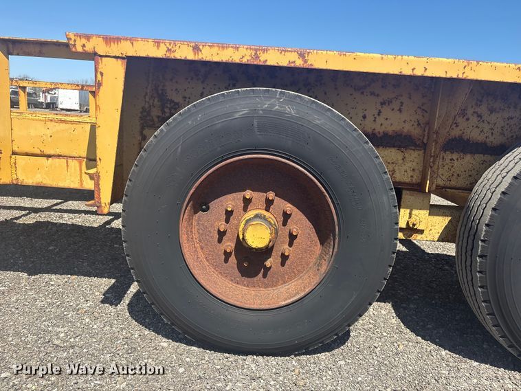 image for item EG8910 1992 Belshe T-18 car carrier