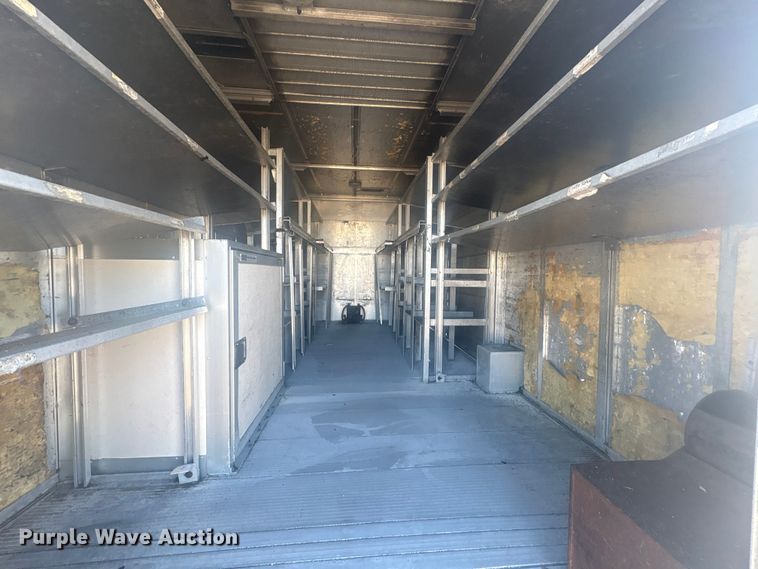 image for item EG8913 2014 Isuzu NPR-HD delivery truck