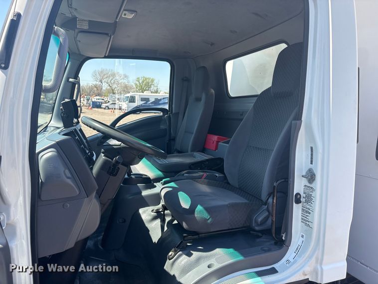 image for item EG8913 2014 Isuzu NPR-HD delivery truck