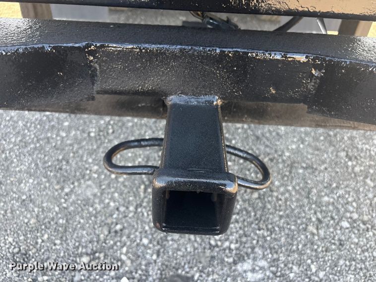 image for item EG8916 2001 International 4700 box truck