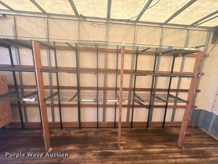 image for item EG8916 2001 International 4700 box truck