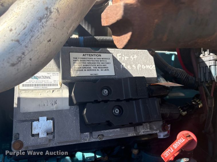 image for item EG8916 2001 International 4700 box truck