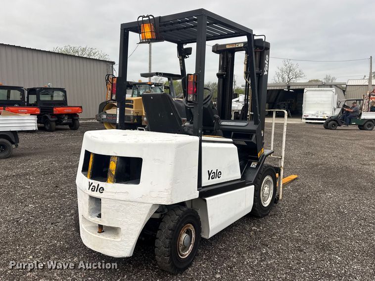 image for item EG8926 2000 Yale GP050RGNUAE084 forklift