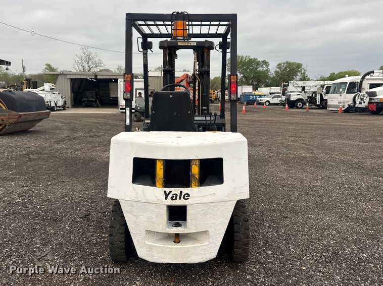 image for item EG8926 2000 Yale GP050RGNUAE084 forklift