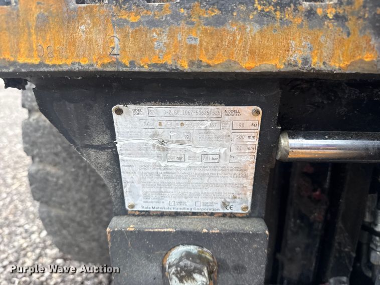 image for item EG8926 2000 Yale GP050RGNUAE084 forklift