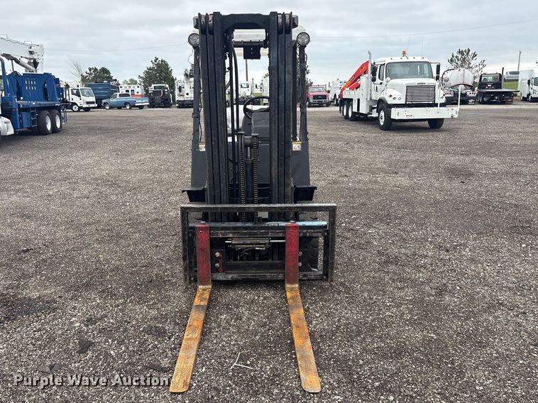 image for item EG8927 1998 Yale GLP050RGNUAE084 forklift