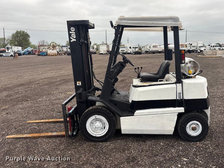 image for item EG8927 1998 Yale GLP050RGNUAE084 forklift