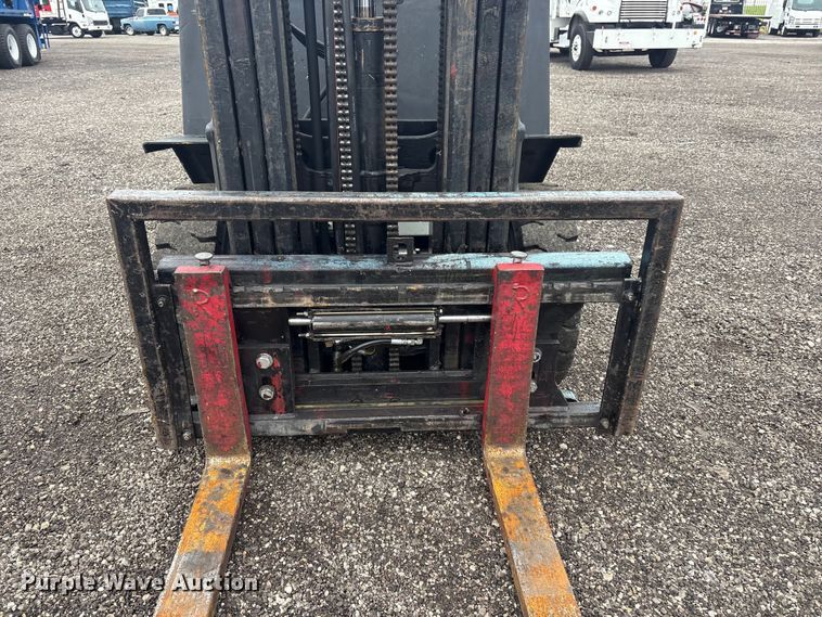 image for item EG8927 1998 Yale GLP050RGNUAE084 forklift