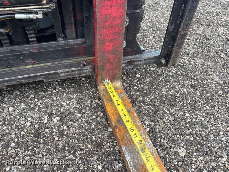 image for item EG8927 1998 Yale GLP050RGNUAE084 forklift