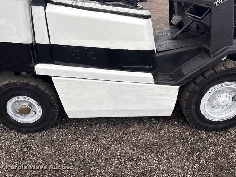image for item EG8927 1998 Yale GLP050RGNUAE084 forklift