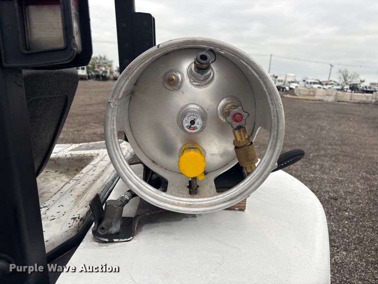 image for item EG8927 1998 Yale GLP050RGNUAE084 forklift