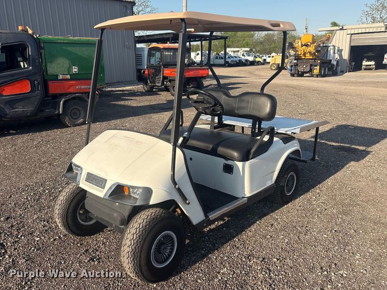 image for item EG8951 2015 EZ Go E103 golf cart