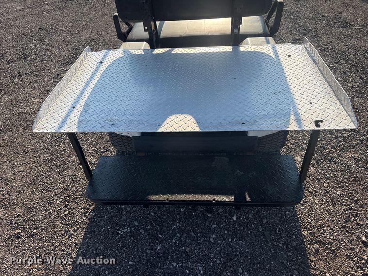 image for item EG8951 2015 EZ Go E103 golf cart