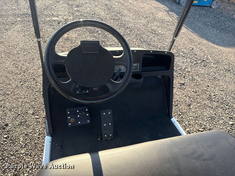 image for item EG8951 2015 EZ Go E103 golf cart