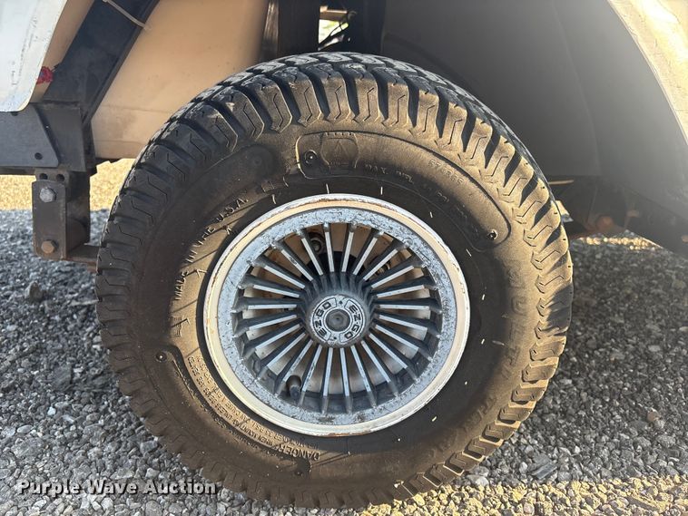 image for item EG8951 2015 EZ Go E103 golf cart