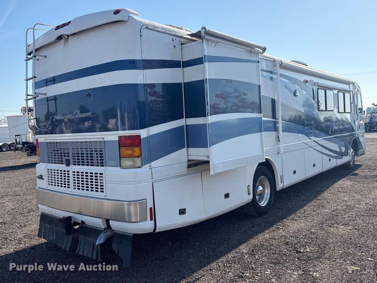 image for item EG8952 2000 Fleetwood-Spartan American Dream RV