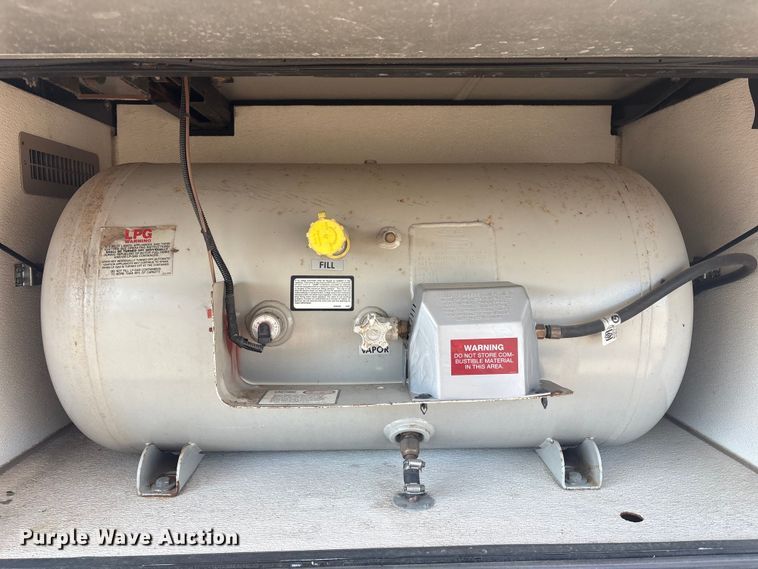 image for item EG8952 2000 Fleetwood-Spartan American Dream RV