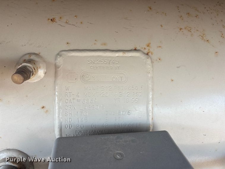 image for item EG8952 2000 Fleetwood-Spartan American Dream RV