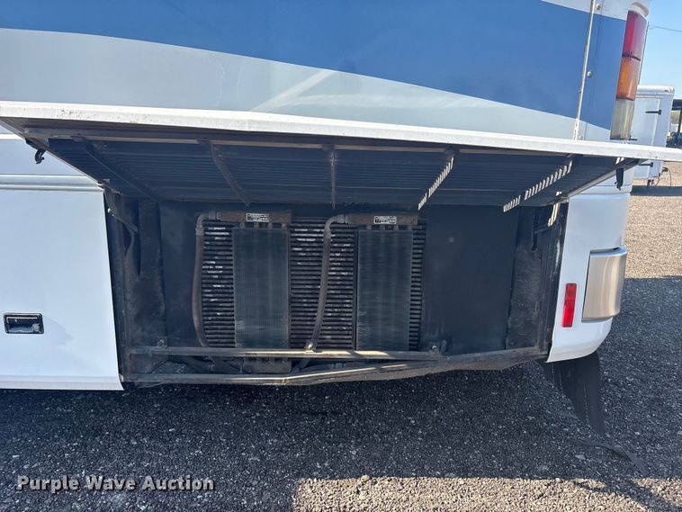 image for item EG8952 2000 Fleetwood-Spartan American Dream RV