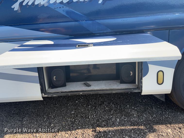 image for item EG8952 2000 Fleetwood-Spartan American Dream RV