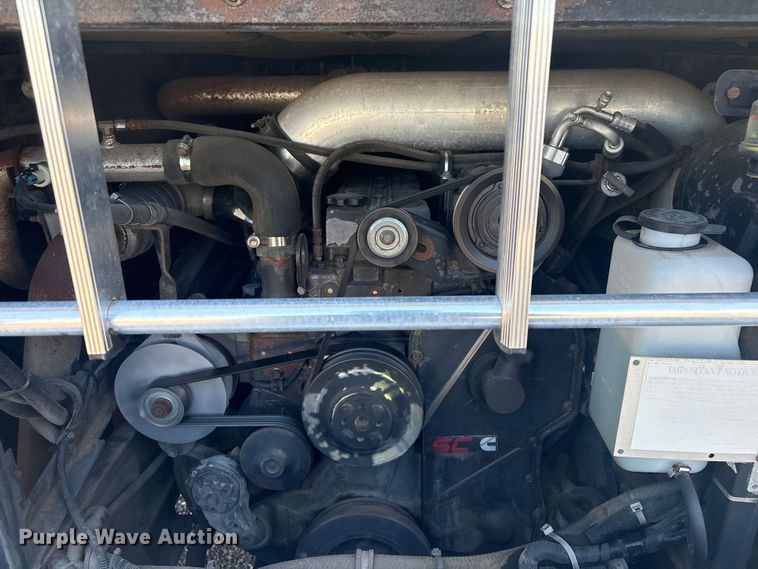 image for item EG8952 2000 Fleetwood-Spartan American Dream RV